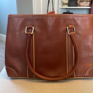 ** Rare ** Vintage Pilot- Coach leather Satchel Excellent Condition